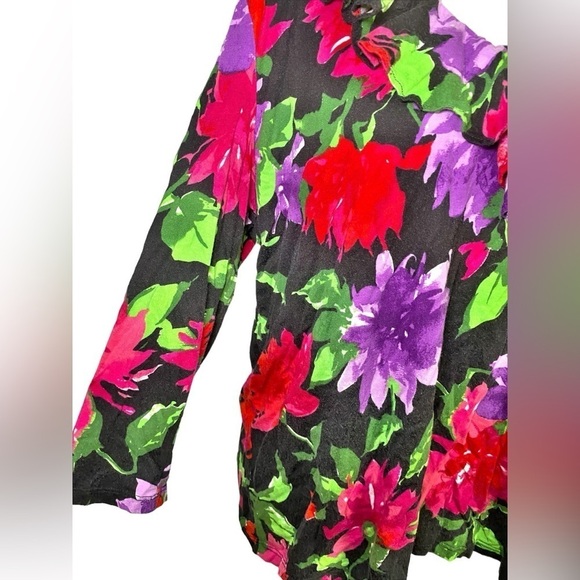 Lauren Ralph Lauren Black with Purple & Red Floral V-Neck Quarter Sleeve Top - Picture 4 of 12